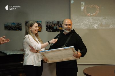 Фотовиставка "Нескорений Херсон" в Одесі Фотовиставка "Нескорений Херсон" в Одесі