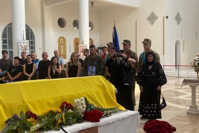 Прощання з військовим пілотом "Джусом" Прощання з військовим пілотом "Джусом"