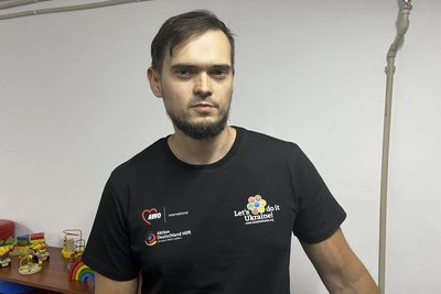 На Миколаївщині волонтери допомагають ліквідовувати наслідки підриву Каховської ГЕС На Миколаївщині волонтери допомагають ліквідовувати наслідки підриву Каховської ГЕС