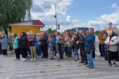 На Житомирщині попрощалися із солістом Одеської опери, уродженцем Малина Владиславом Гораєм На Житомирщині попрощалися із солістом Одеської опери, уродженцем Малина Владиславом Гораєм