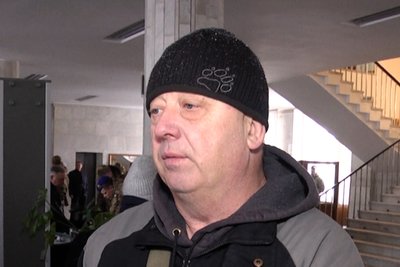 У Житомирі ветерани прийшли на сесію облради: протестували проти кулуарних призначень керівника центру вертебрології У Житомирі ветерани прийшли на сесію облради: протестували проти кулуарних призначень керівника центру вертебрології