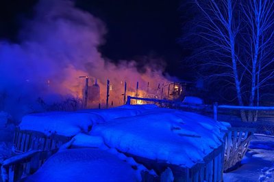 У селі поблизу Житомира горів деревообробний цех — є травмований