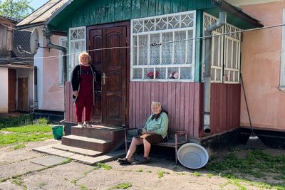 "Перша кравчиня та господиня у селі": про своє життя розповіла 91-річна жінка із Рівненщини "Перша кравчиня та господиня у селі": про своє життя розповіла 91-річна жінка із Рівненщини