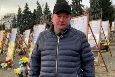 "Був дуже хорошим учителем": у Дубні на Рівненщині попрощалися з солдатом Андрієм Корнійчуком "Був дуже хорошим учителем": у Дубні на Рівненщині попрощалися з солдатом Андрієм Корнійчуком