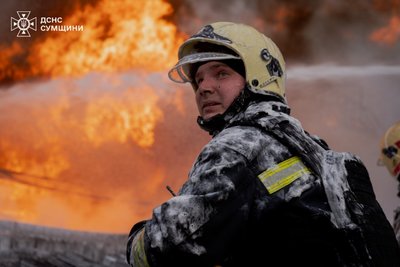У Сумах РФ ударила по цивільній інфраструктурі У Сумах РФ ударила по цивільній інфраструктурі