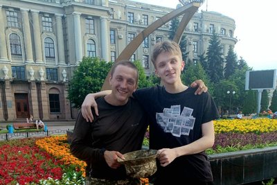 Андрій і його племінник у Харкові Андрій і його племінник у Харкові