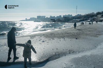 Одеса сонячна та засніжена: який вигляд має місто після негоди. Фоторепортаж Одеса сонячна та засніжена: який вигляд має місто після негоди. Фоторепортаж
