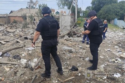 Через удар авіабомби у Сумській громаді загинуло двоє людей Через удар авіабомби у Сумській громаді загинуло двоє людей