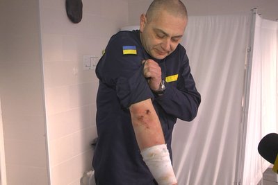 Дітей реанімували майже чотири години: подробиці порятунку двох братів, які провалились під кригу на Волині Дітей реанімували майже чотири години: подробиці порятунку двох братів, які провалились під кригу на Волині