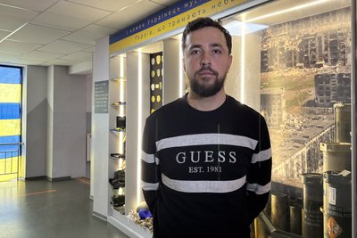 У ліцеї в Житомирі показали короткометражку "Пацики", стрічку представив режисер фільму У ліцеї в Житомирі показали короткометражку "Пацики", стрічку представив режисер фільму