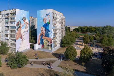 "Коли я плету, мені стає спокійніше", — переселенець із Бахмута Олексій Драний "Коли я плету, мені стає спокійніше", — переселенець із Бахмута Олексій Драний