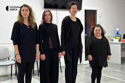 "Розкажи свою історію": як на Одещині працює плейбек-театр "Розкажи свою історію": як на Одещині працює плейбек-театр