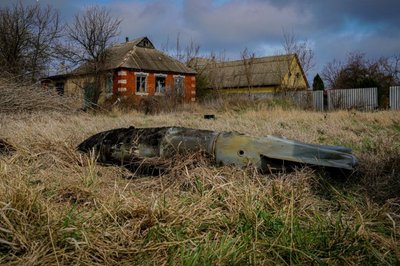ФАБ-500, що не здетонувала попри підривач у ній, знайшли на Харківщині