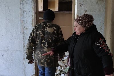 "Ми схопити, що могли й побігли". Історія родини з села на Херсонщині, яке зруйнували військові РФ "Ми схопити, що могли й побігли". Історія родини з села на Херсонщині, яке зруйнували військові РФ