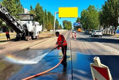 В Одесі ремонтують ділянку проспекту Князя Володимира Великого В Одесі ремонтують ділянку проспекту Князя Володимира Великого