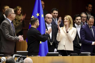 Зеленський Мецола Європарламент 9 лютого 2023