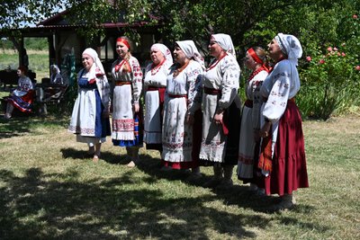 За давніми обрядами і традиціями: у селі на Житомирщині відзначили Зажинки За давніми обрядами і традиціями: у селі на Житомирщині відзначили Зажинки