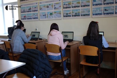 В Одесі організували безкоштовні курси для водіїв трамваїв та тролейбусів В Одесі організували безкоштовні курси для водіїв трамваїв та тролейбусів