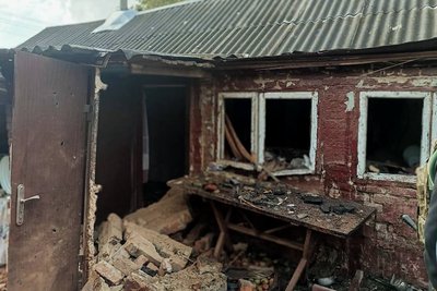 Троє людей поранені через обстріли на Сумщині — серед них рятувальники Троє людей поранені через обстріли на Сумщині — серед них рятувальники