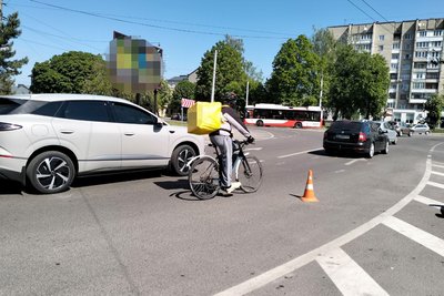 Скільки лучан звернулось до міськради за відшкодуванням збитків після атаки російських дронів Скільки лучан звернулось до міськради за відшкодуванням збитків після атаки російських дронів