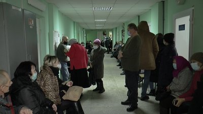 У Полтаві побільшало травмованих через ожеледицю У Полтаві побільшало травмованих через ожеледицю
