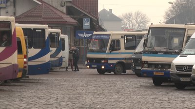 Громадський транспорт у новорічно-різдвяні свята. Що очікує прикарпатців Громадський транспорт у новорічно-різдвяні свята. Що очікує прикарпатців
