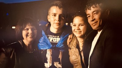Леніє Умерова з рідними Леніє Умерова з рідними