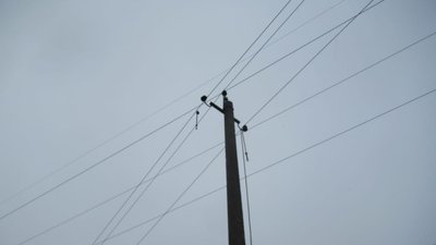 Електромонтер на Сумщині загинув від удару струмом. У поліції відкрили кримінальну справу Електромонтер на Сумщині загинув від удару струмом. У поліції відкрили кримінальну справу