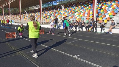 Тернопільські школярі змагалися в естафетах на влучність і швидкість