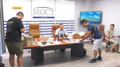 Археологи представили артефакти, які знайшли на місці будівництва Решетилівської траси Археологи представили артефакти, які знайшли на місці будівництва Решетилівської траси