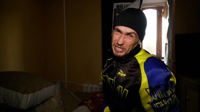 Родина ультрамарафонця потрапила під артобстріл. Син загинув. Дружина потребує евакуації Родина ультрамарафонця потрапила під артобстріл. Син загинув. Дружина потребує евакуації