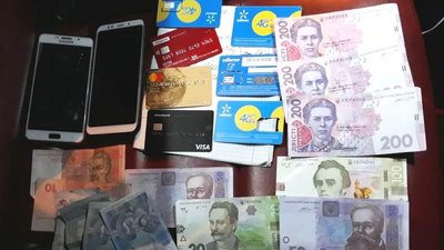 В центрі Одесі затримали групу людей за підозрою в сутенерстві
