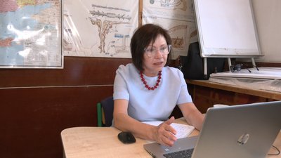 Черкаські волонтери потребують приміщення для зберігання гуманітарки та плетіння сіток Черкаські волонтери потребують приміщення для зберігання гуманітарки та плетіння сіток