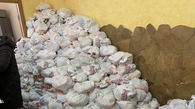 Карітас зібрав допомогу дітям-сиротам, які приїхали на Івано-Франківщину з Краматорська Карітас зібрав допомогу дітям-сиротам, які приїхали на Івано-Франківщину з Краматорська