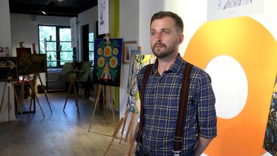 "Творчість без бар'єрів" – у Житомирі відкрилася виставка робіт художника Леоніда Добровольського "Творчість без бар'єрів" – у Житомирі відкрилася виставка робіт художника Леоніда Добровольського