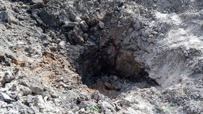 Жителі Коростеня на Житомирщині подають заявки на відшкодування за пошкоджене авіаударами житло Жителі Коростеня на Житомирщині подають заявки на відшкодування за пошкоджене авіаударами житло