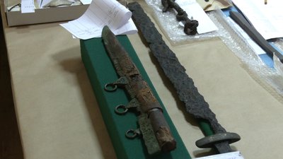 Експонати тисячолітньої давнини, які знайдені на Чернігівщині експонуватимуть у Данії Експонати тисячолітньої давнини, які знайдені на Чернігівщині експонуватимуть у Данії
