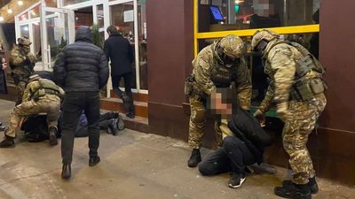 Вимагали гроші за викрадених людей: в Одесі й Києві затримали ймовірних членів злочинної організації