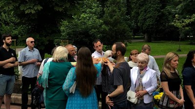 У Франківську вшанували пам'ять загиблих за волю України та невинно убієнних прикарпатців У Франківську вшанували пам'ять загиблих за волю України та невинно убієнних прикарпатців
