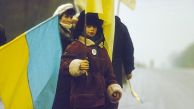 "Це було щось неймовірне". Лучанин розповів, як будували "Живий ланцюг" у 90-х "Це було щось неймовірне". Лучанин розповів, як будували "Живий ланцюг" у 90-х