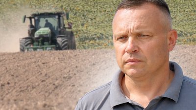 Урожай 2026 року, ціни на пшеницю, поле, трактор, фермер