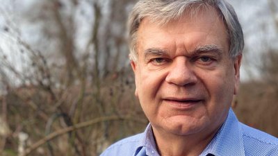 Випускники ЛНУ імені Івана Франка проти присвоєння почесного звання доктора Василю Кременю