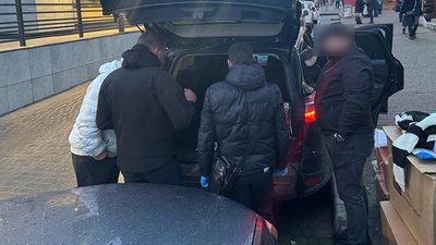 Затримання підозрюваних в організації незаконного перетину державного кордону Затримання підозрюваних в організації незаконного перетину державного кордону