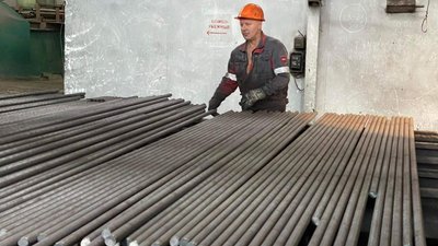 "Великий спектр проблем". Запорізький завод "Дніпроспецсталь" відновив виробництво на 55 відсотків "Великий спектр проблем". Запорізький завод "Дніпроспецсталь" відновив виробництво на 55 відсотків