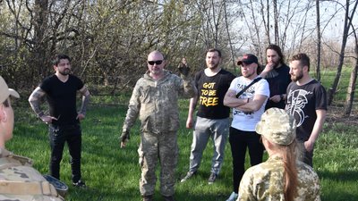 Загиблий командир взводу коломийської "десятки", поет Гліб Бабіч: яким його пам'ятатимуть Загиблий командир взводу коломийської "десятки", поет Гліб Бабіч: яким його пам'ятатимуть