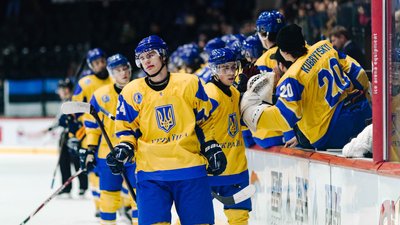 Збірна України U20 з хокею пропустила в порожні ворота і програла Японії на чемпіонаті світу