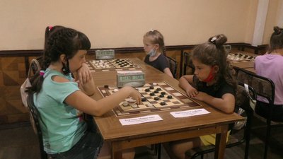У Херсоні проходить Чемпіонат України з шашок-64 серед молоді, юніорів та юнаків. У Херсоні проходить Чемпіонат України з шашок-64 серед молоді, юніорів та юнаків.