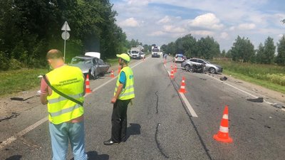 На Львівщині у ДТП загинуло двоє людей На Львівщині у ДТП загинуло двоє людей