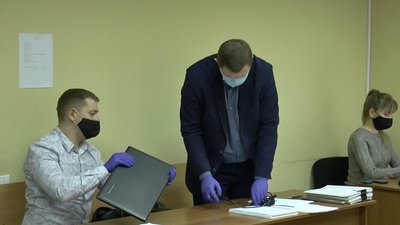 "Упевнена на 100%, що то він": у Полтаві допитують свідків щодо стрілянини біля кафе "Ботанік" "Упевнена на 100%, що то він": у Полтаві допитують свідків щодо стрілянини біля кафе "Ботанік"