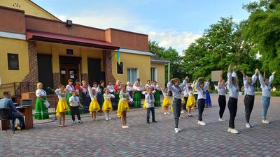 У Дмитрівській громаді на Кіровоградщині під час благодійних заходів зібрали майже 87 тис. грн для ЗСУ У Дмитрівській громаді на Кіровоградщині під час благодійних заходів зібрали майже 87 тис. грн для ЗСУ